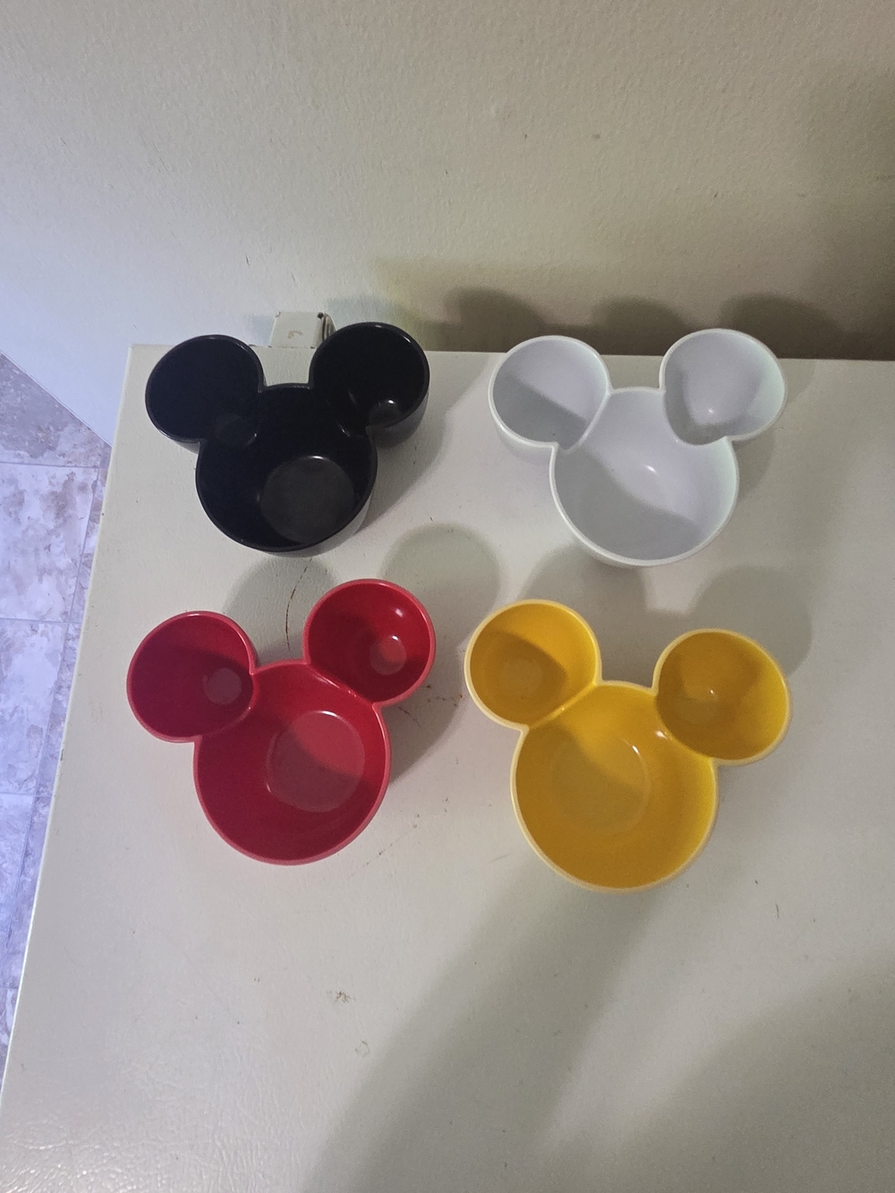 DISNEY STORE MICKEY MOUSE Ears Divided Ceramic Dip Sauce Trinket Bowls set of 4